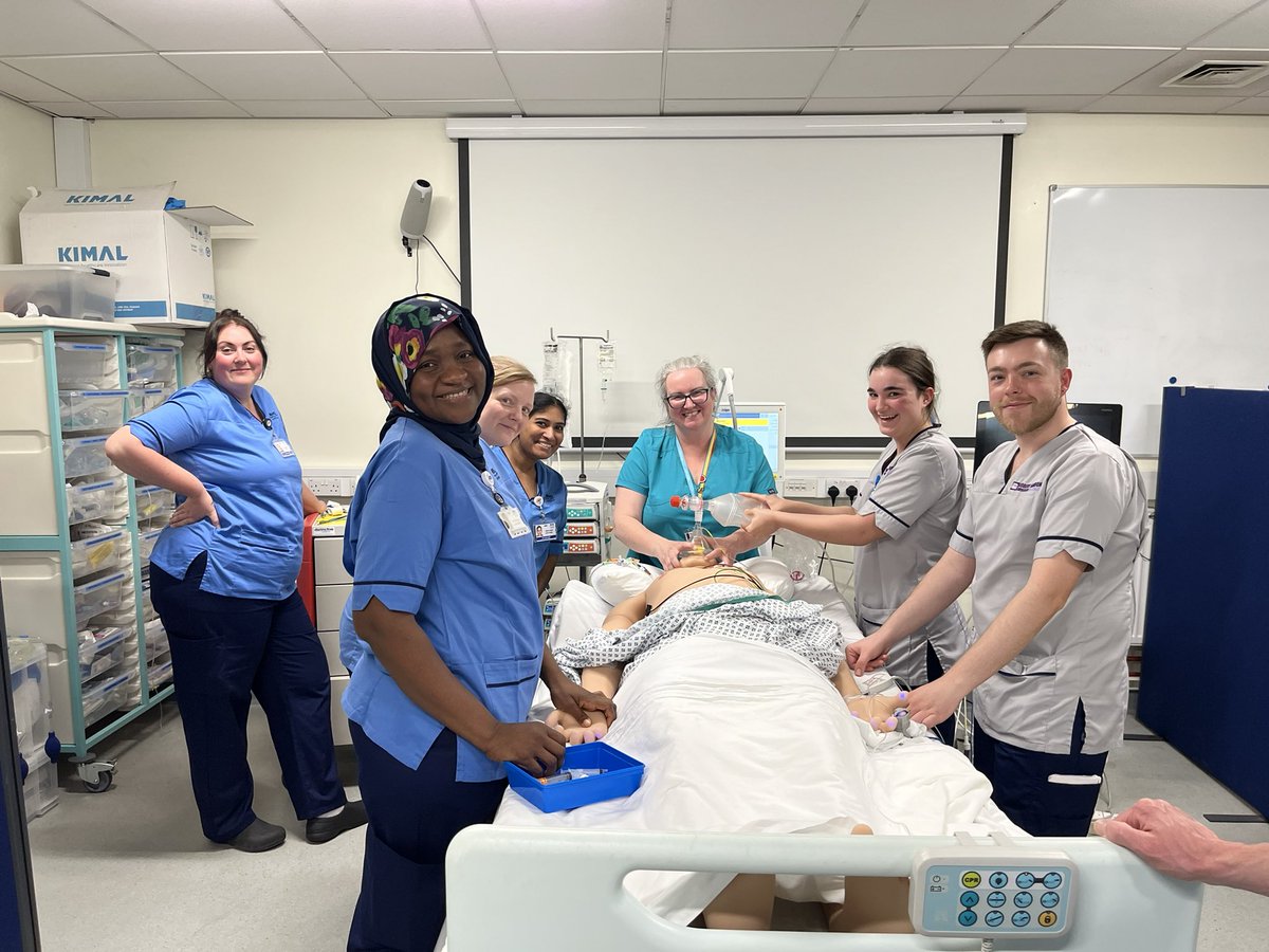 Airway and Breathing simulation training with the team this afternoon, learning about managing a deteriorating patient courtesy of team Caroline, Alex and Neil !  <a href="/AberdeenICUEdu/">Aberdeen ICU</a> @RGUNMandP