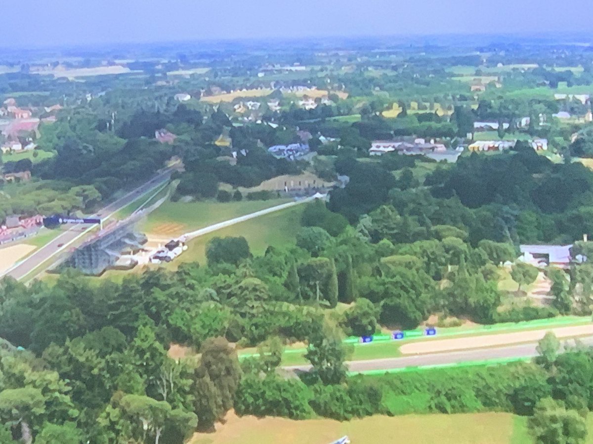 margaretojalvo's tweet photo. #IMOLAGP  #F1 #FormationLap @aldiaconmariac @Jorge_Ar__ @WFernandez777 pics #MO @StarPlus  #ESPN https://t.co/RwnqO51PKX