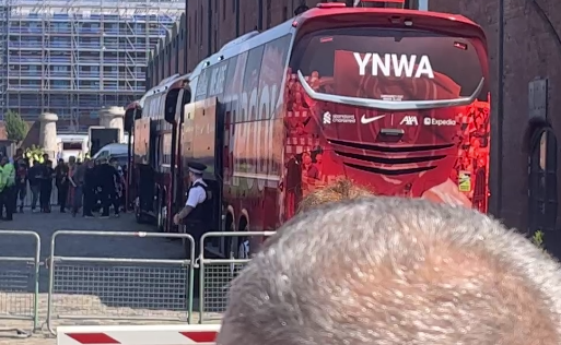The Liverpool team coach will soon be leaving the Titanic Hotel for Anfield. It's the final time Jurgen Klopp will do the journey as Liverpool manager tinyurl.com/4tppwt9b