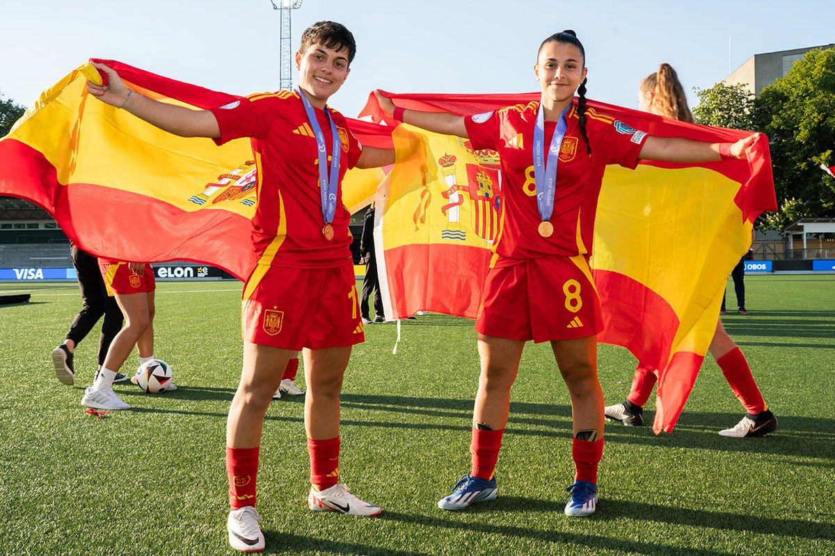Huge congratulations to Spain who won the UEFA Women’s Under-17 EURO Championship 2024 in Sweden. We had photographer Joe Miller covering the final for Gonzales Photo 👏 #Football <a href="/WEURO/">WEURO 2025</a> #U17WEURO #Sportsphotography #Photography