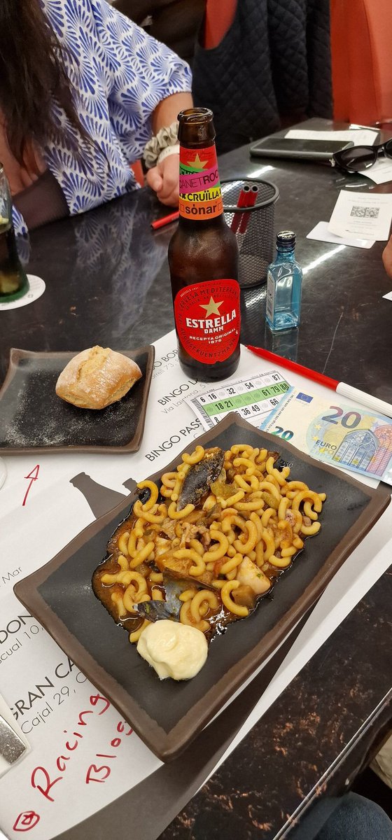 🇪🇸 INCREDIBLE!! €3.50 FOR A BEER AND MEAL AT THE BINGO YOU GET A DESSERT, STARTER AND COFFEE AS WELL YOU SIMPLY CAN'T GO WRONG AT THE BINGO