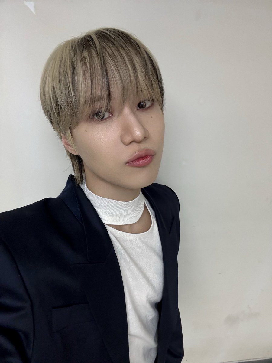 Taemin_Xoalsox_'s tweet photo. [#태민] 📸

SBS MEGA CONCERT 완료 🍭

태민의 퍼스널 컬러는 탬메이트 (* ॑ᵕ ॑* )♡
항상 무대 위에서 반짝일 수 있게 만들어 주는 탬메이트 고마워요💖

#TAEMIN
#SBS메가콘서트 https://t.co/W59BpH0QTs