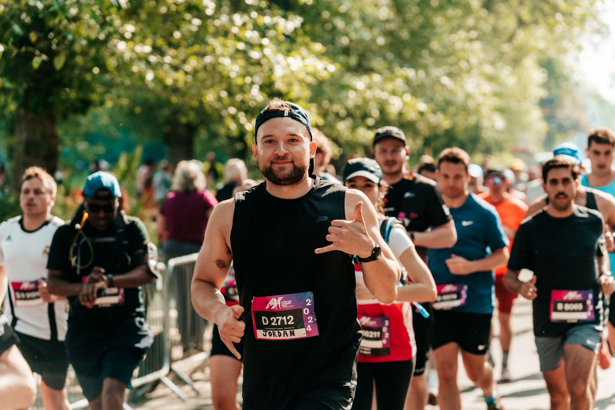 Your race day snaps are now live! It didn't happen if you didn't get a picture, right?!

Run, don't walk to this link and check them out: bit.ly/451hjXP