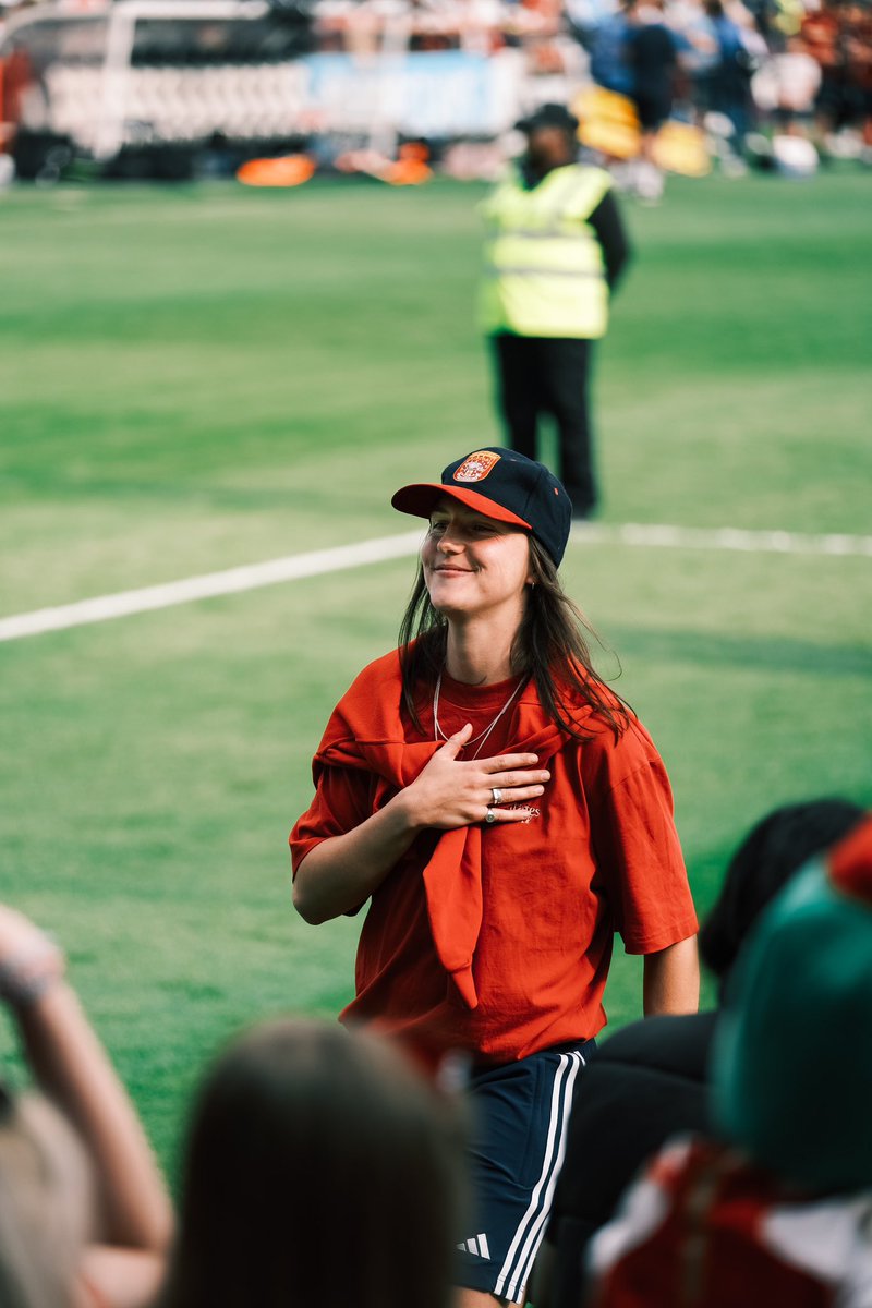 thank you, Gooners. means the world to be your player of the season. here’s to holding the league trophy next year, instead. ❤️