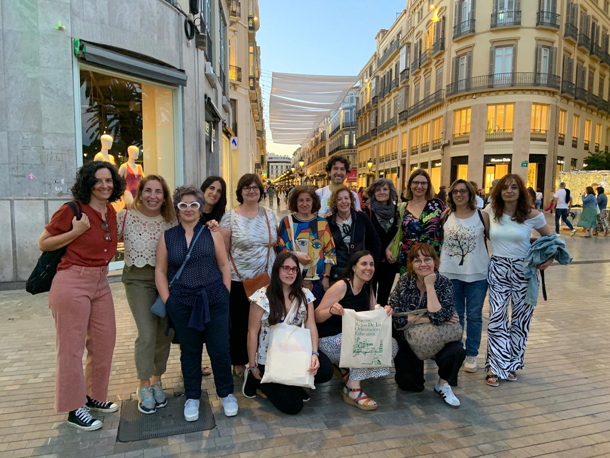 Hasta aquí el XIV Encuentro Estatal de Orientación Educativa en Málaga maravillosamente organizado por nuestras amigas de <a href="/AOSMA_orienta/">AOSMA</a>. Nos volvemos a encontrar con la familia <a href="/CopoeOrienta/">COPOE</a> en Santander en 2025.