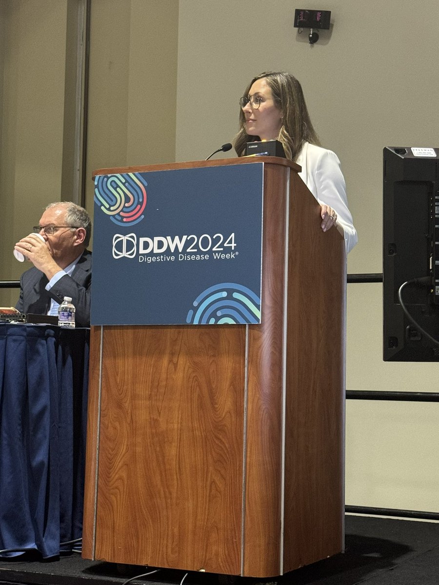 Huge honor to present our study at DDW 2024 showing #intestinalultrasoound shortens time to treatment change and time to remission compared to conventional management while controlling for disease and provider.