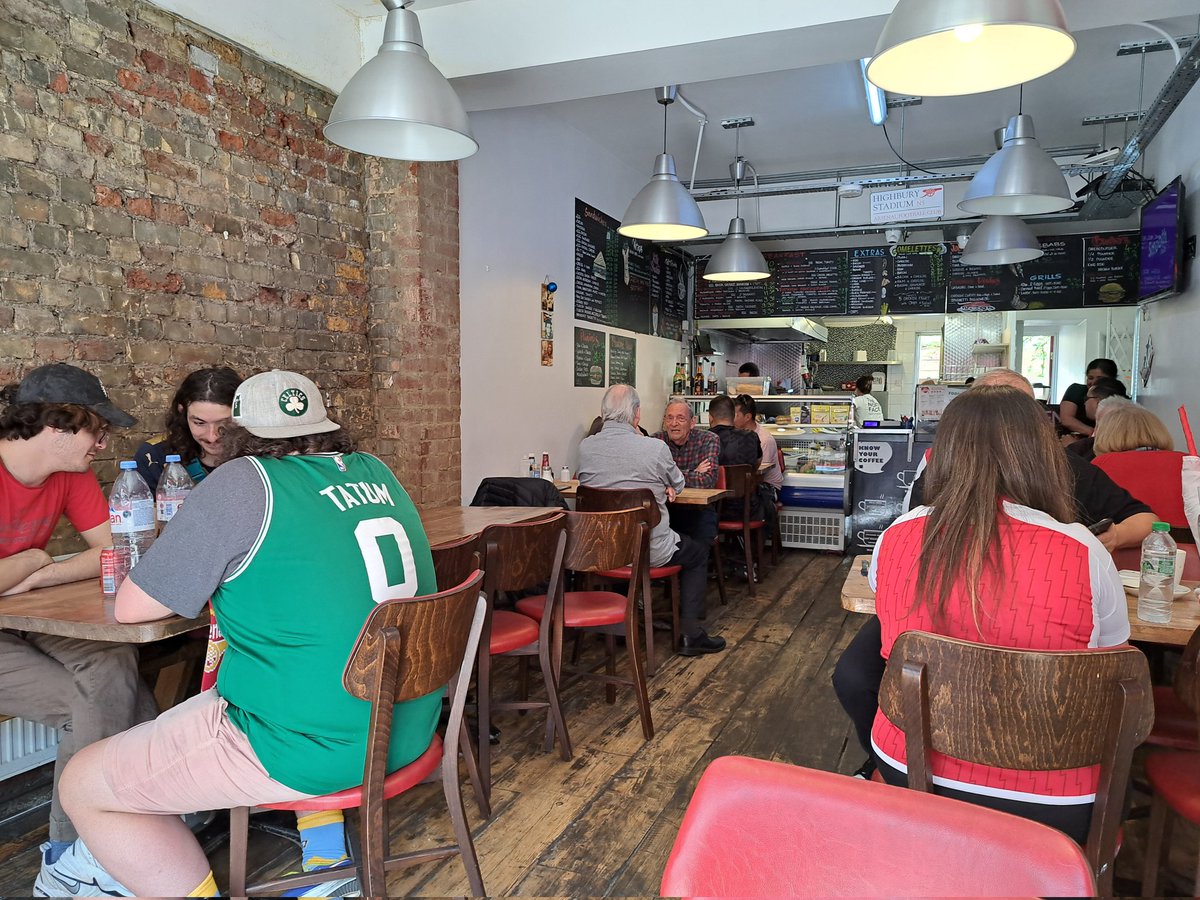 Last visit to Café Latte this season