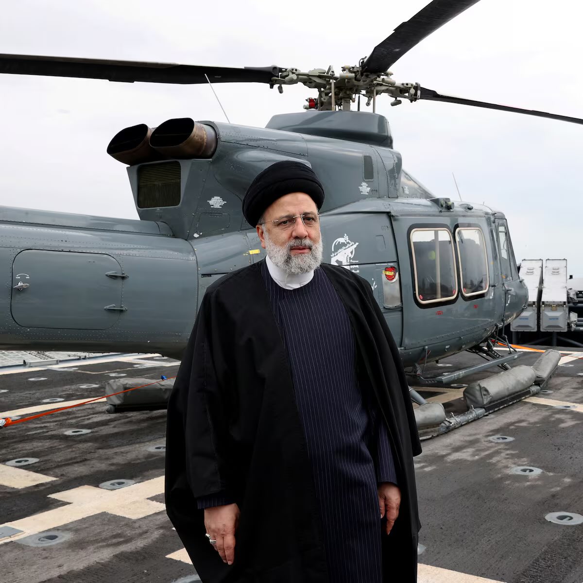 🚨🇮🇷 BREAKING: A helicopter carrying Iranian President Raisi suffered a premature “hard landing” in Iran’s East Azerbaijan province. First reports indicate that the Iranian president has survived.