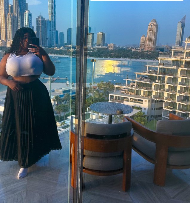 👋🏼 happy Sunday everyone. Love ya✨🤍 https://t.co/Qx7yiMQef1<a href="/tag/cosplay"class="tags"><span>#cosplay</span></a><a href="/tag/drakeleaks"class="tags"><span>#drakeleaks</span></a><a href="/tag/drakevideo"class="tags"><span>#drakevideo</span></a><a href="/tag/bafanabafan"class="tags"><span>#bafanabafan</span></a>