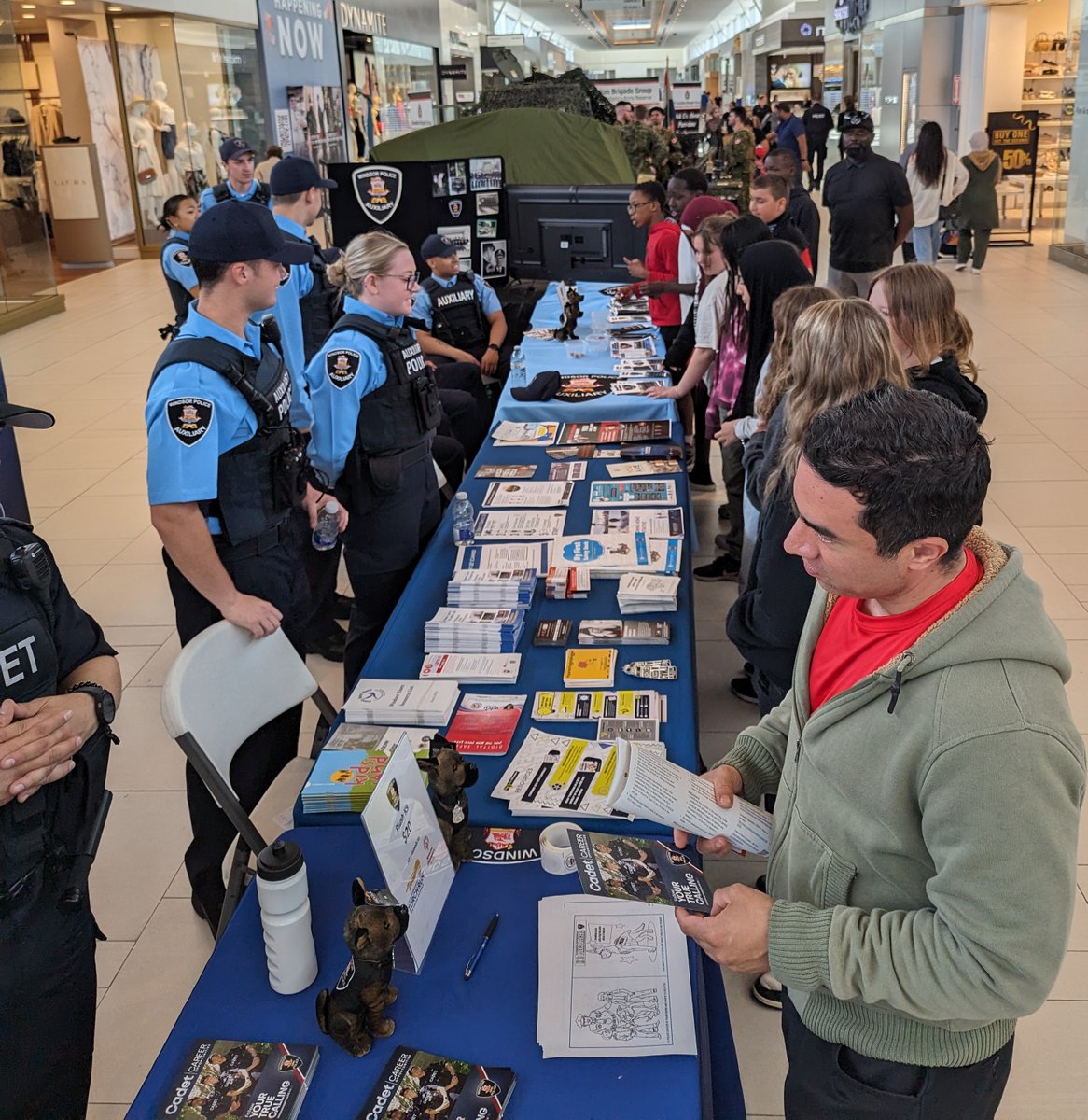 Special thanks to everyone who came out to Devonshire Mall to celebrate Police Week with us. #PoliceWeek2024