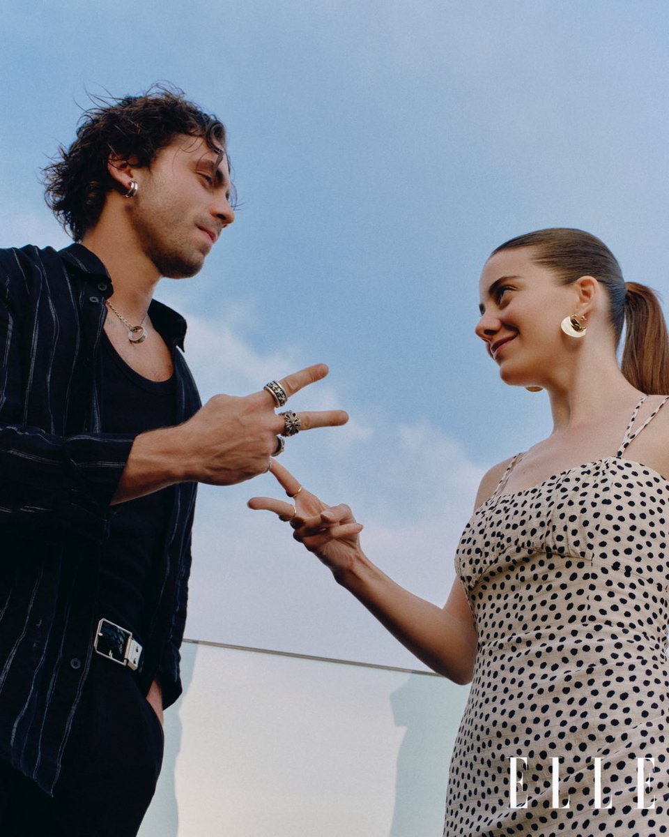 ELLETurkey's tweet photo. #BerilPozam ve #TaroEmir’den birbirlerini anlatmalarını istedik. #ELLEPOPUP!’da! Okumak için tıklayın: https://t.co/4wfVAtWJ39
#ELLE https://t.co/9SEiWBCSPK