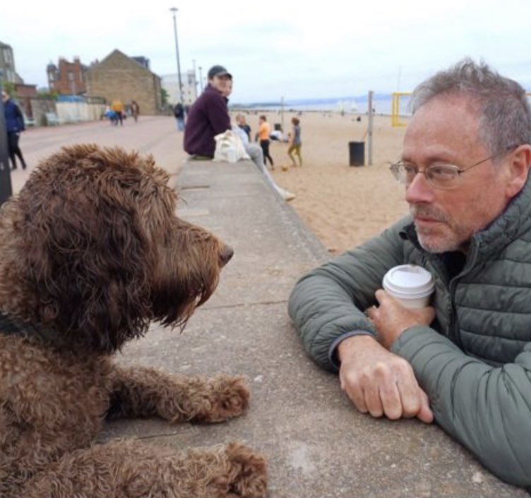 “So here’s the deal. For every one minute’s peace I give you to drink your coffee, you give me five extra ball throws. Fair?” 
#labradoodle #Edinburgh #Portobello