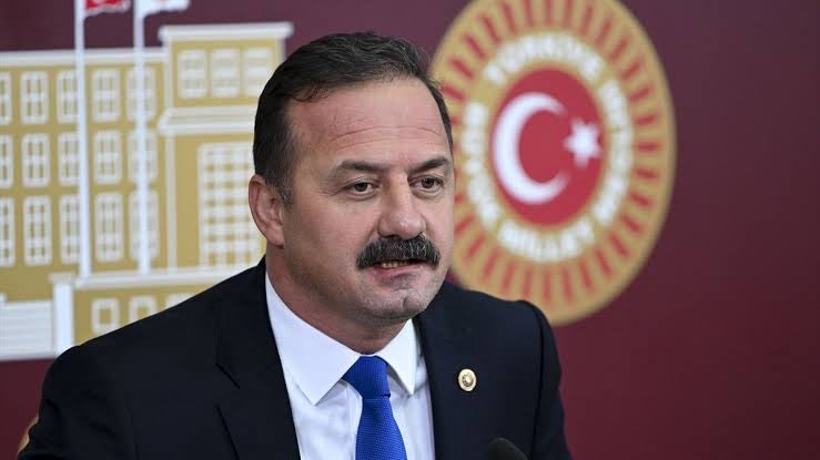 🗣️ Yavuz Ağıralioğlu: “Kim Suriyeliler Türkiye'de kalsın diyorsa, ABD'nin bölgede kurmayı hedeflediği PKK devletine onay da veriyor demektir.”