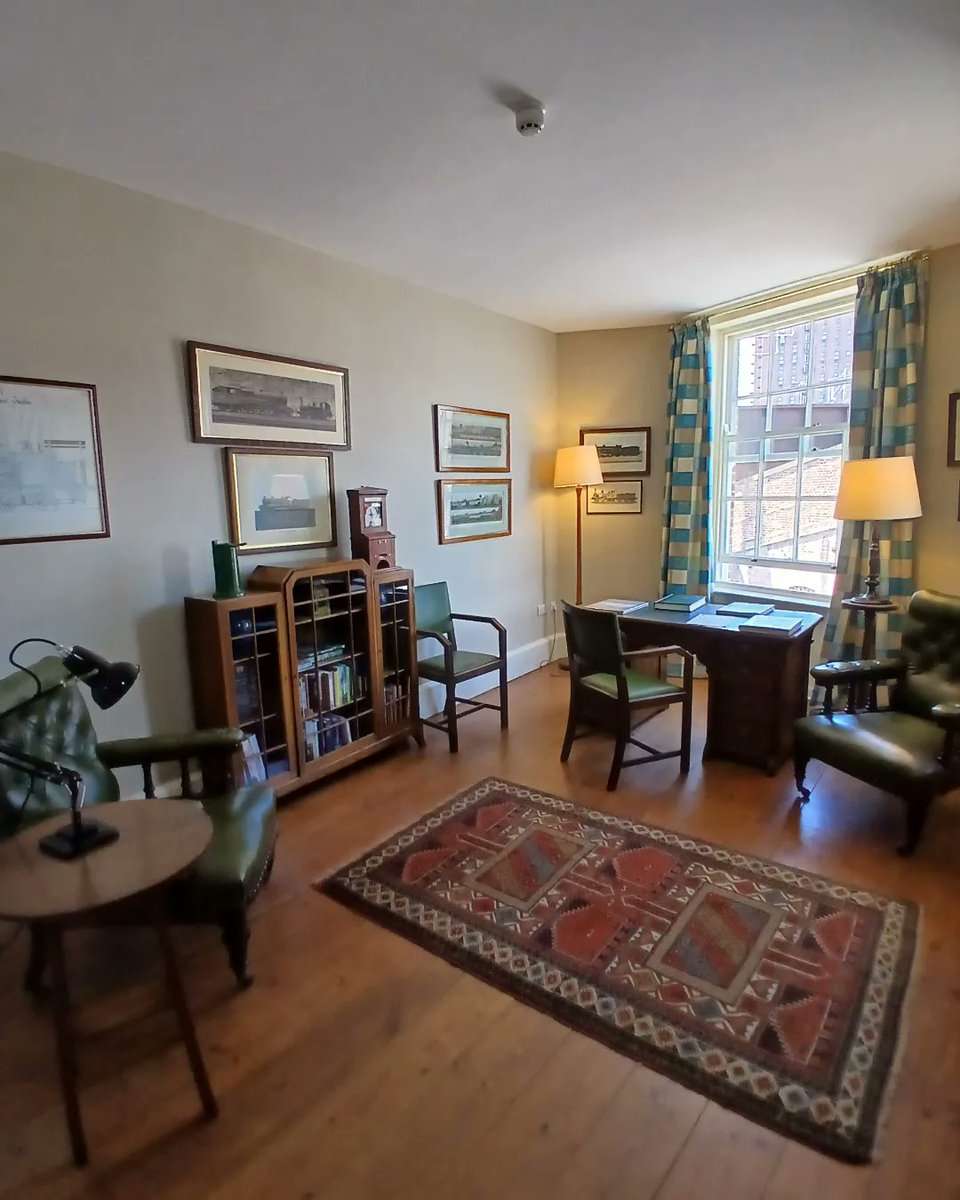 Brilliant to see the restored Station Agent's House at today's open day. @LandmarkTrust have done a beautiful job of turning this Manchester building (bought by the Liverpool & Manchester Railway in 1830) into an holiday let. It would be perfect for a writing retreat!