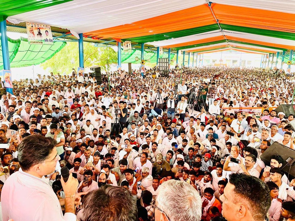 SachinPilot's tweet image. बटन दबेगा हाथ के निशान पर 🤚
खुशहाली और प्रगति के लिए
हर वर्ग के साथ ‘न्याय’ के लिए…

कांग्रेस देश के मुद्दों और जनकल्याण की बात करती है और इन मुद्दों को लेकर जनता के बीच जा रही है।

लो. स. क्षेत्र महेंद्रगढ़ में उम्मीदवार @raodansinghhry जी के चुनाव प्रचार में। 

📍नांगल चौधरी…