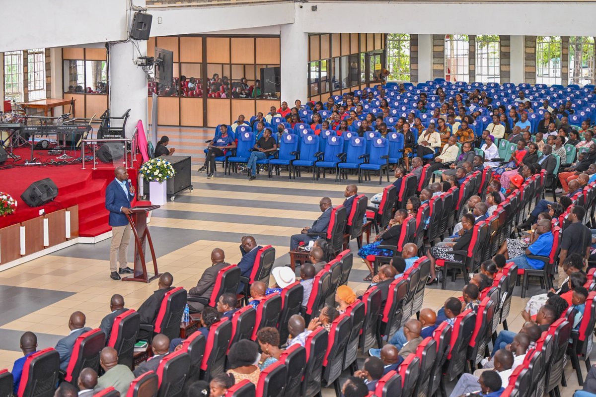 kipmurkomen's tweet photo. Joined other worshippers at AIC Milimani, Nairobi, where I took the opportunity to call on Kenyans to keenly observe traffic rules to keep our roads safe. 

As a Ministry we are doing everything possible, including the privatization of motor vehicle inspection, installation of speed cameras and getting NTSA to crack down on unroadworthy vehicles and irresponsible motorists. In the end, however, it is really the behaviour of drivers that will make all the difference. 

1/2
