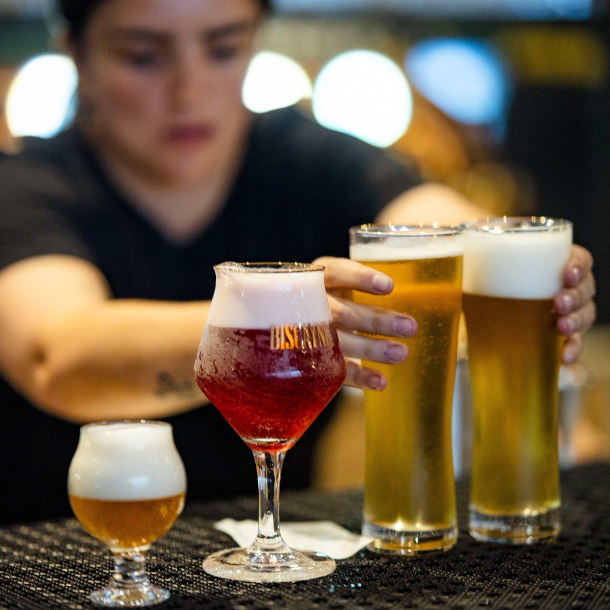 This is our line-up 🔥End American Craft Beer Week with your favorite brews 🕑Happy Hour: 2-6pm 🍻 #thingstodoinmiami #thingstodoindowntownmiami #HappyHourMiami #brickellliving #downtownmiami #thingstodoinbrickell #AmericanCraftBeerWeek