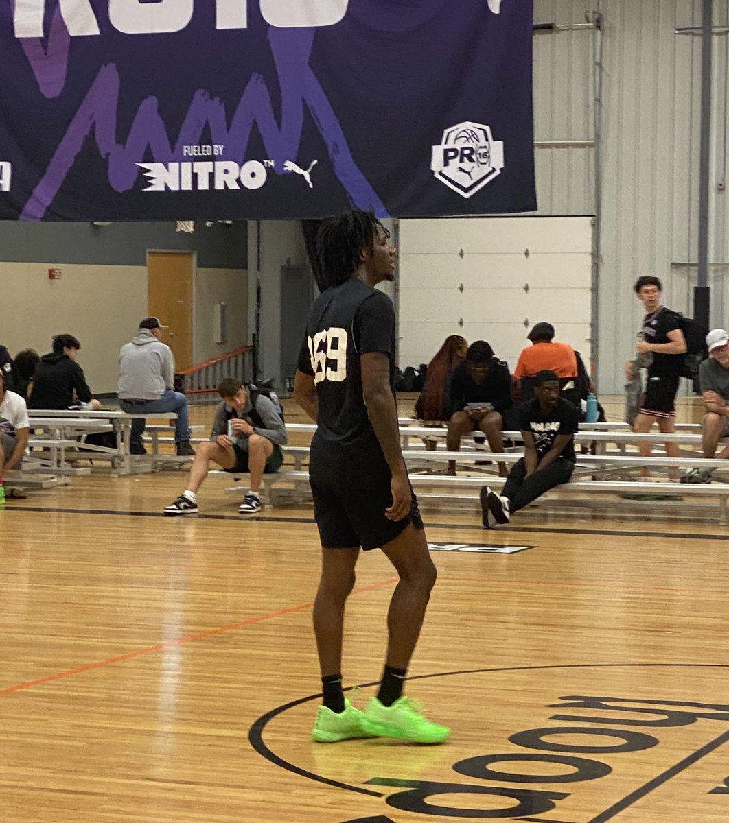6’7 Charles McClennahan of <a href="/BucoMBB/">Butler Basketball</a> making shots and playing hard this morning! So much upside! 

D1 coaches that need a hard playing forward with skill late 👀