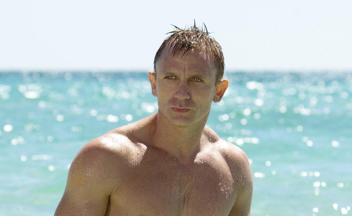 Secondo alcune indiscrezioni, “Queer” di Luca Guadagnino con Daniel Craig dura 3 ore. Il film dovrebbe essere presentato in anteprima mondiale a Venezia 81. (World of Reel)