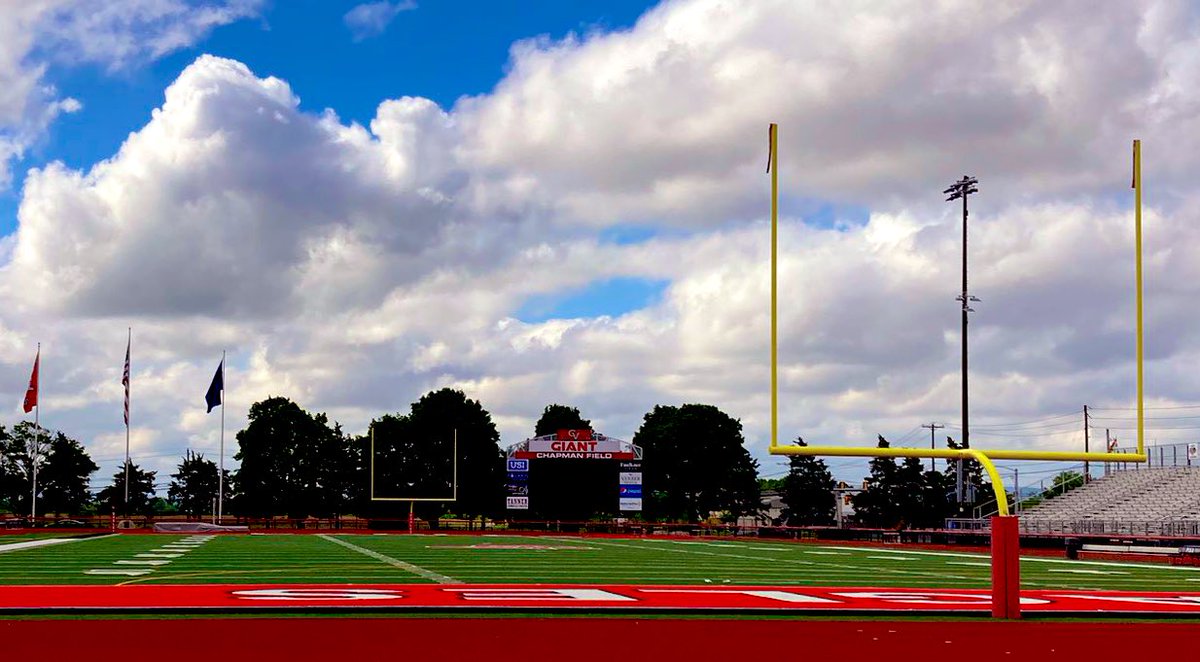 ‼️Happening TODAY‼️ Lots of exciting football action! Good luck everyone! @PSFCA_ Titan Threadz East West All Star Games at CV’s Chapman Field!! 🏈Noon Small Schools 🏈5 p.m. Large Schools Tickets available at Big33.org or at the gate. Veterans/Military FREE!