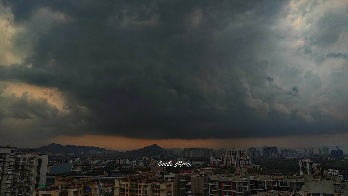 It is not light that we need, but fire; it is not the gentle shower, but thunder. #Punerains #Pune
Do tell which areas got drenched today in Pune. ⛈️🌦️🌧️