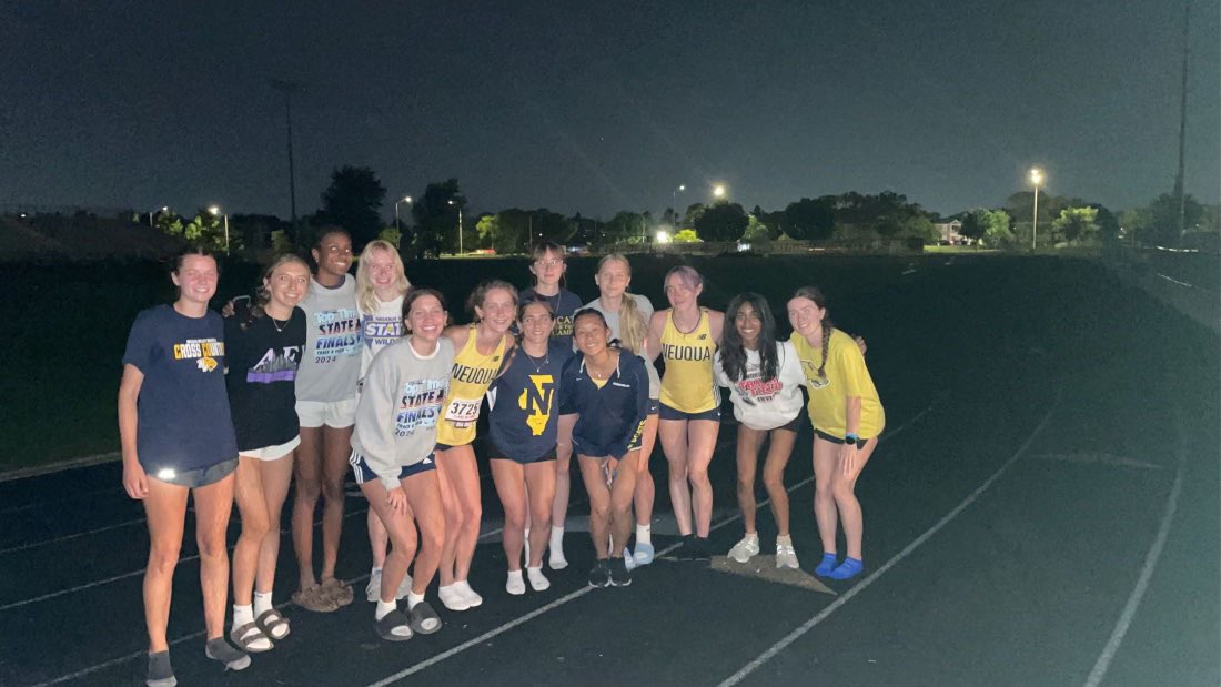 Our Last Lap of the 2024 season. So proud of these girls. 5th place in STATE as a team. 4x200 4th, TJ 4th, LJ 2nd, 100m 4th, 200m 1st. Well done Girls!