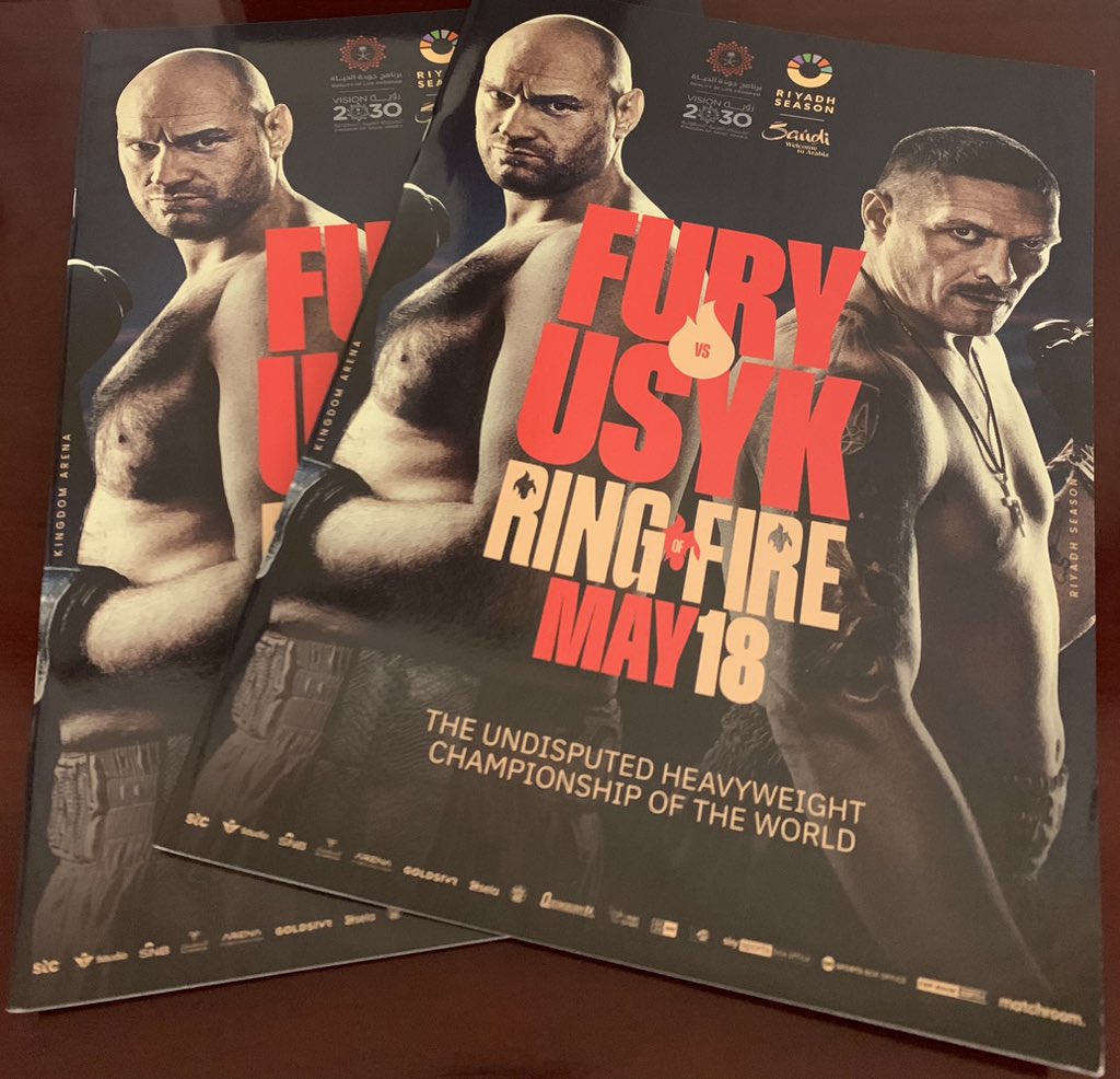 FURY-USYK GIVEAWAY 🎁 🥊 Following last night’s historic #FuryUsyk undisputed heavyweight title bout I have two official fight programmes to giveaway. Just drop me a follow and retweet this post and I will choose the winners on Friday. Good luck all! 🤞 #Boxing