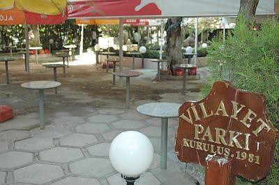 Yeniler bilmez, eskilerin gözü yaşlı