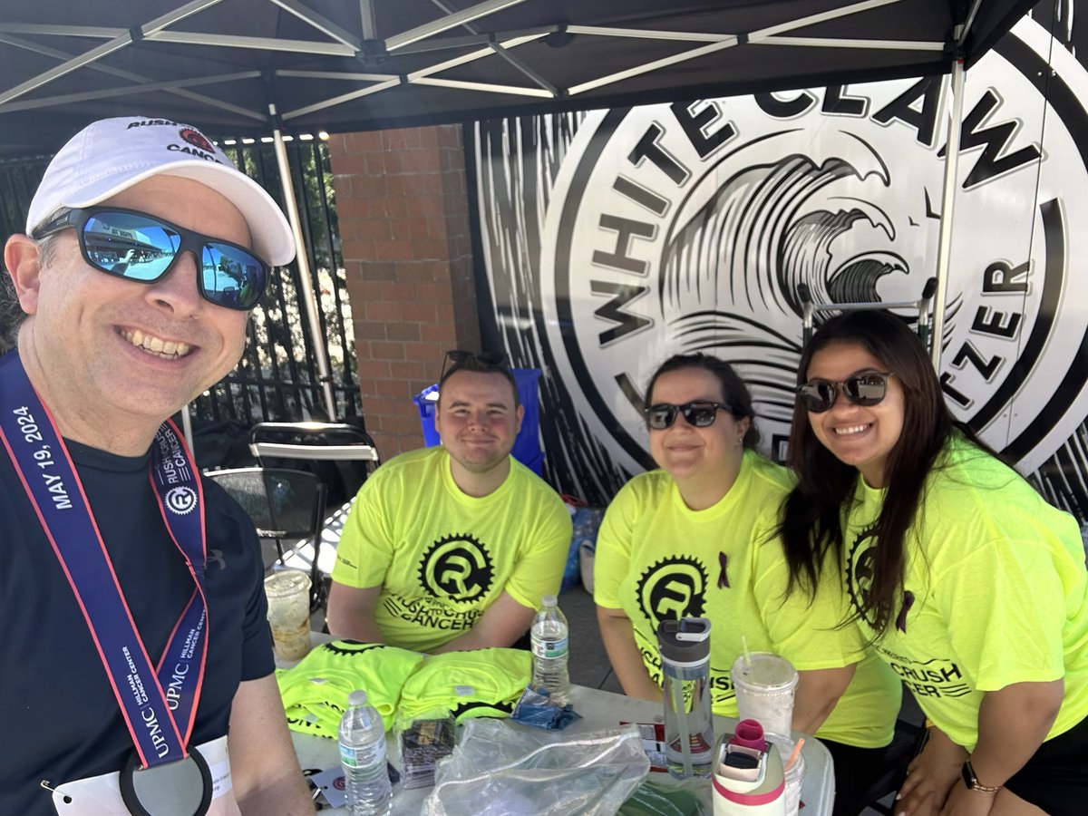 jasonlukemd's tweet photo. We Rushed &amp; We Crushed! What an amazing event for #cancerresearch @UPMCHillmanCC! Great day with great people in #Pittsburgh! Thanks to all the donors, riders, volunteers &amp; sponsors! #RushToCrush #R2C @R2C_Cancer https://t.co/W1Nd1BaUSq