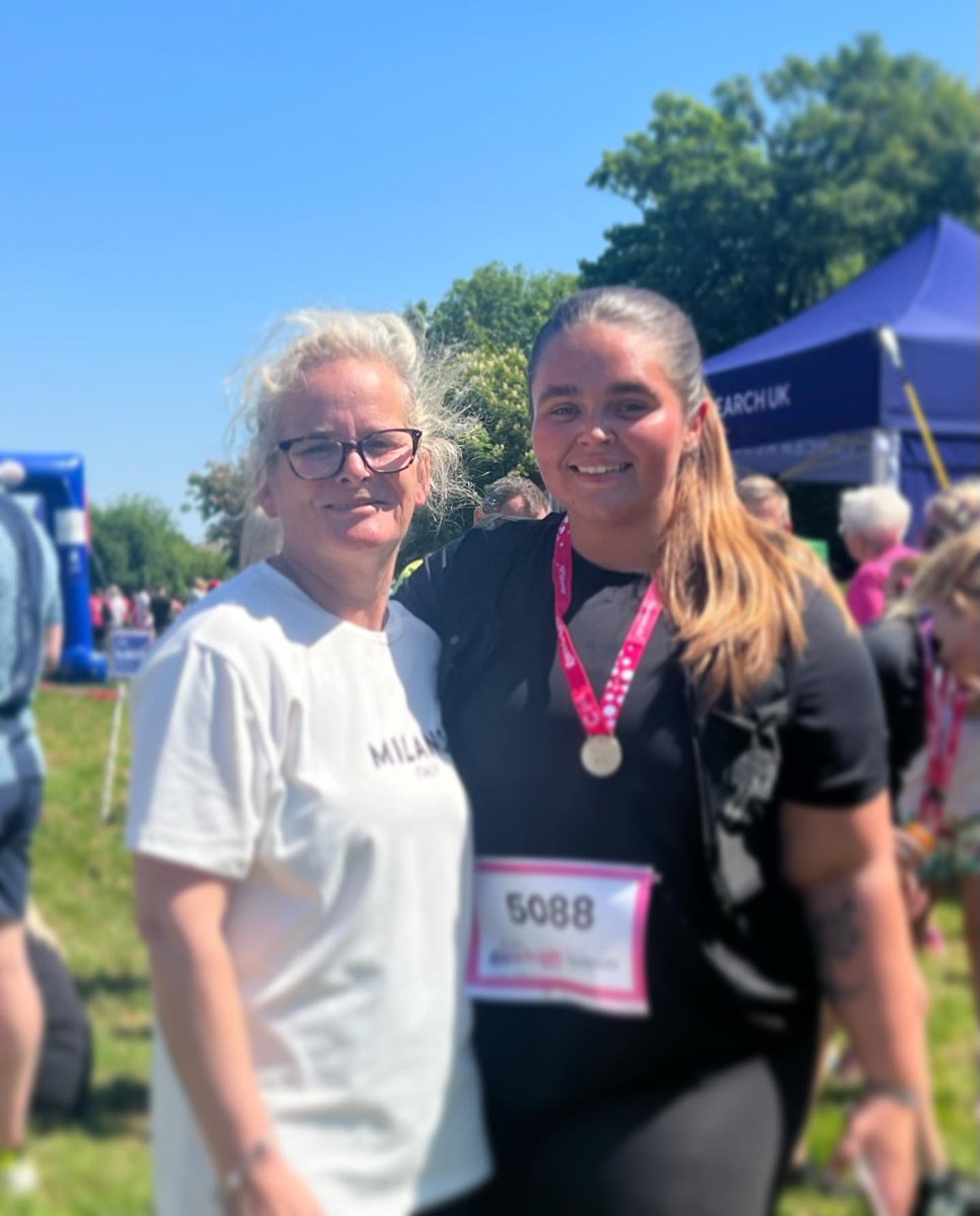 🌸🌸🌸Race for life 5k🌸🌸🌸

Beautiful thing to do in memory of my brave Nan🤍 
There is still a hole in our hearts since you left but I promise to make you proud every day🤍
@raceforlife