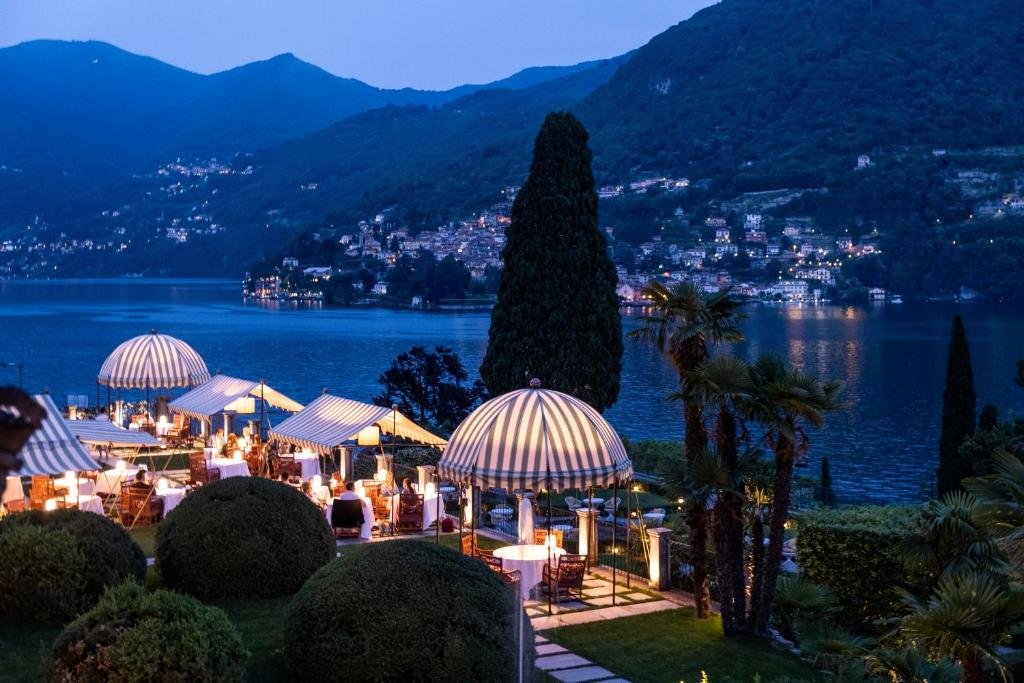 AnthonyNarcisso's tweet image. Passalacqua on Lake Como. Definitely worth visiting.