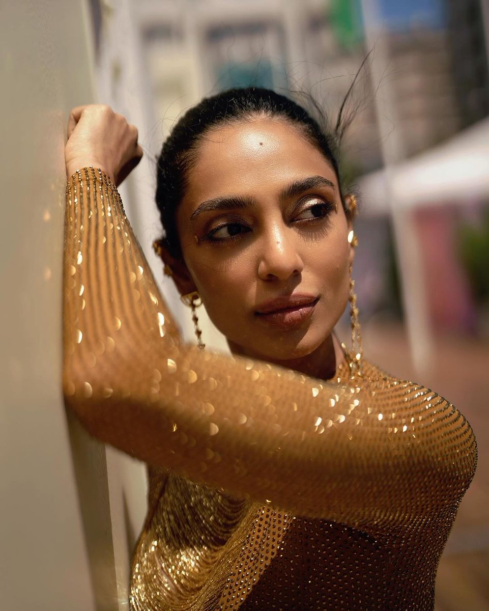 The Cannes fever is on and our Indian Women are Slaying at it! Here, take a look at @advani_kiara @sobhitaD

#Cannes #WomenInCinema #IndianActress #Cannes2024 #KiaraAdvani #SobhitaDhulipala