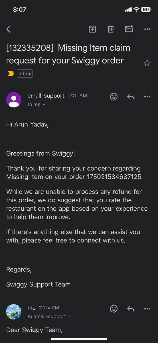 ARUNKRYADAV1's tweet photo. @Swiggy @rohitisb @SwiggyInstamart 

maine Swiggy se khana order kiya but what i got different food jab maine complain ki they say aap dekh lo ham to refund nhi de rhe Bhai aisa todi hota hai if i pay for something then i get Right Mr.@rohitisb https://t.co/p74d4rizUu