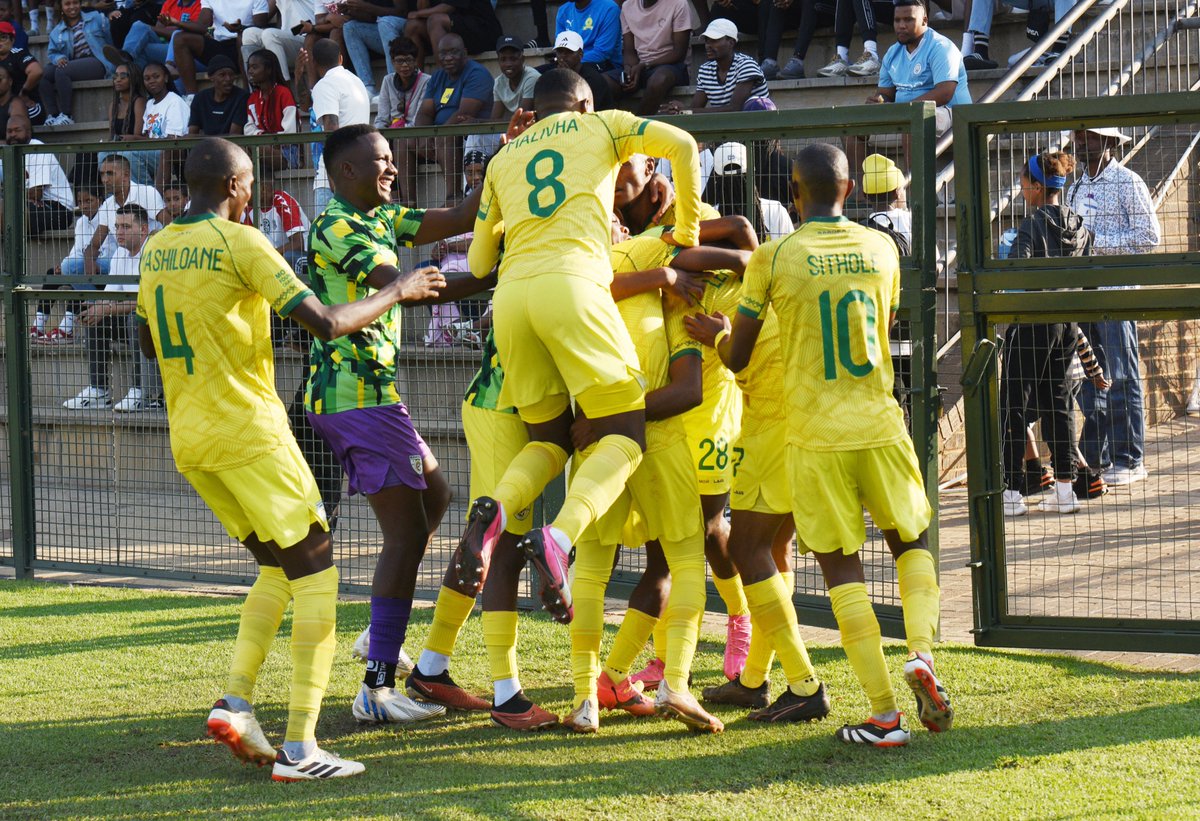𝗜𝗡𝗧𝗢 𝗣𝗟𝗔𝗬𝗢𝗙𝗙𝗦 ✅✅ AmaTuks and Baroka have secured their spots in the PSL promotional playoffs after finishing in 2nd and 3rd spot of the Motsepe Foundation Championship thanks to a 1-1 draw between themselves. 2️⃣ @UPTuks - 49 points 3️⃣ @Baroka_FC - 47 points