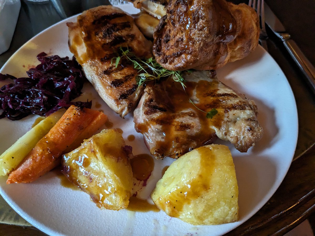 Anyone fancy chargrilled chicken for £35…?

Thoughts and reports?

#London #SundayRoast #RoastDinner