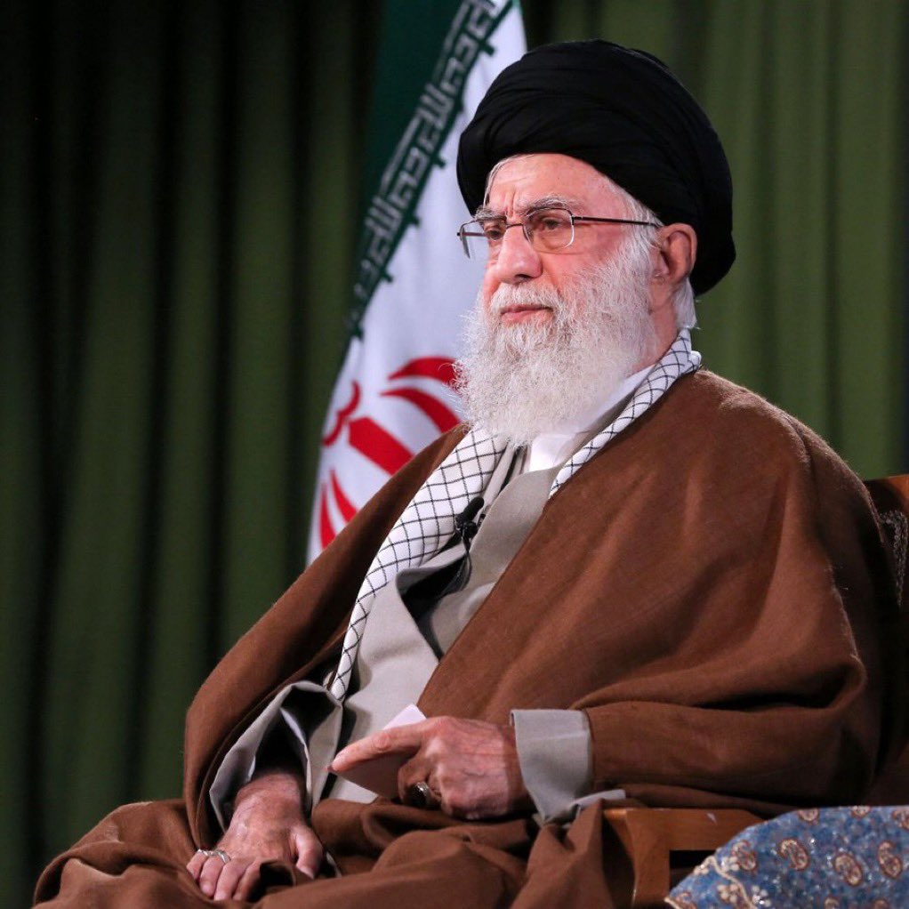 🔴 ایرانی لیڈر آیت اللہ خامنہ ای نے ایران کی قومی سلامتی کونسل کا ہنگامی اجلاس طلب کر لیا۔