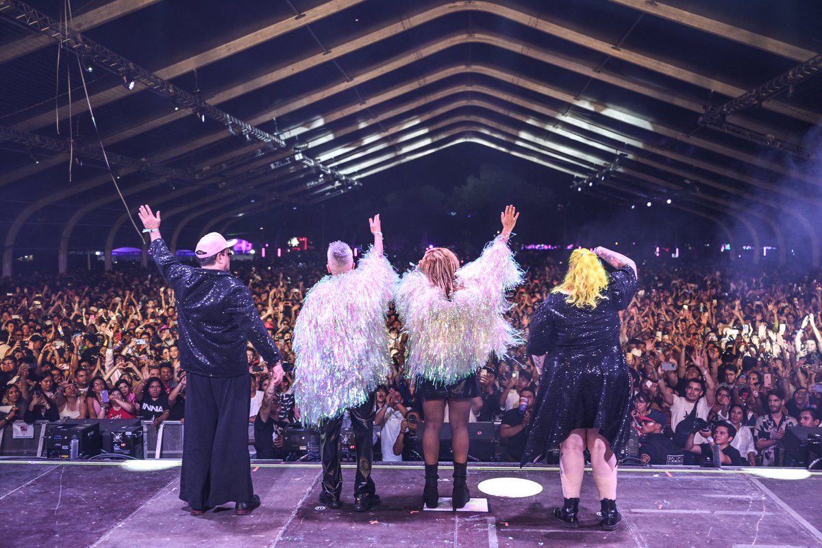 ¡Gracias, @TecateEmblema! Fue una fiesta increíble. Gracias, @lalioficial por sumar tu energía espectacular, te 🩷 🇲🇽 México, seguimos en Zacatecas, Culiacán y Los Mochis ✈️ 📷 Toni Francois