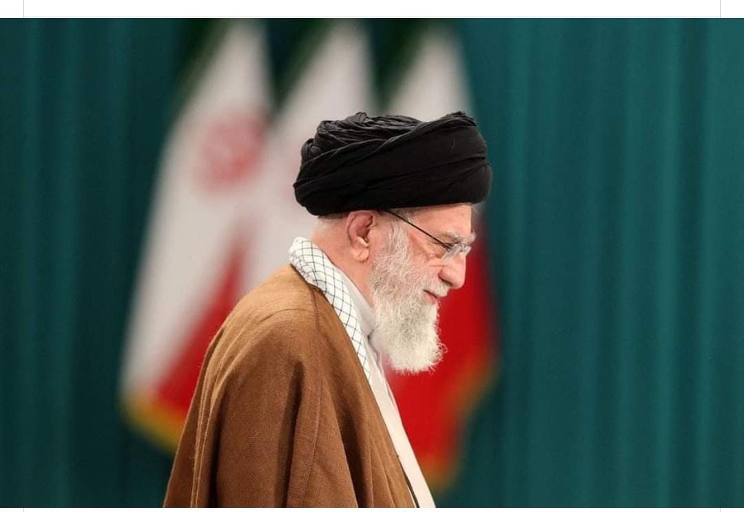 Continúan las labores de búsqueda del Presidente de #Irán, #EbrahimRaïssi. Su helicóptero debió realizar un aterrizaje forzoso hoy #19May24 ante complejidades climatológicas. El mundo acompaña el dolor del pueblo iraní.