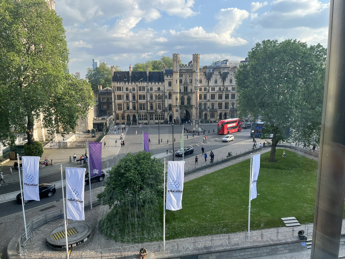 The Education World Forum is the largest gathering of Ministers and policy makers worldwide and it kicked off this evening in Westminster. Deputy Director General @JuliaMGarvey will be in attendance to represent the industry & seek out collaboration opportunities for our members