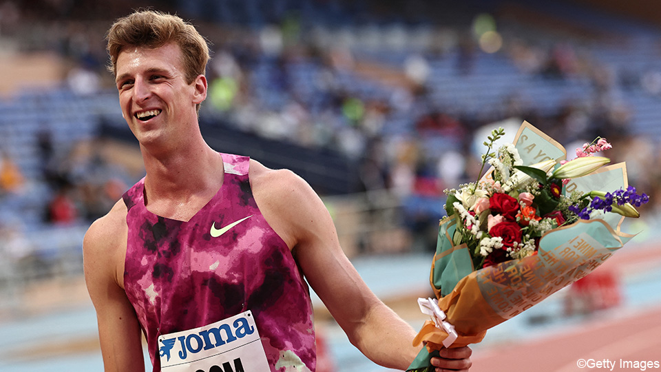 Alexander Doom verpulvert zijn persoonlijk record op de 400 meter en snelt naar eerste zege in Diamond League. #DiamondLeague #MarrakechDL 🇲🇦 sporza.be/nl/2024/05/13/…