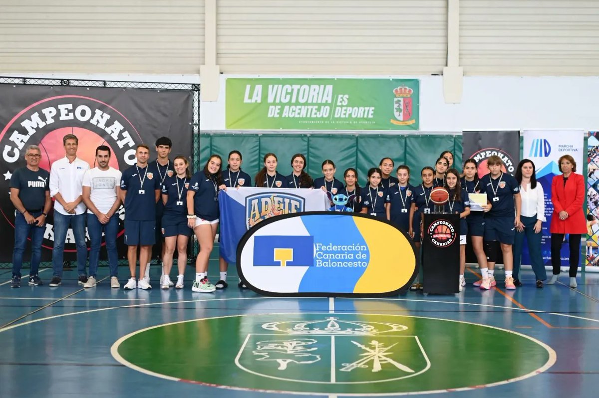 FCBaloncesto's tweet photo. 🏆 #PreInfantilFem
🇮🇨 #CC2024

9️⃣ @GranCanariaCB
🔟 @magectias1995
1️⃣1️⃣ @baloncestotelde
1️⃣2️⃣ @EMBAdeje

🎉 #Enhorabuena

📸 @fcbaloncesto https://t.co/b9VZmZ3s4R