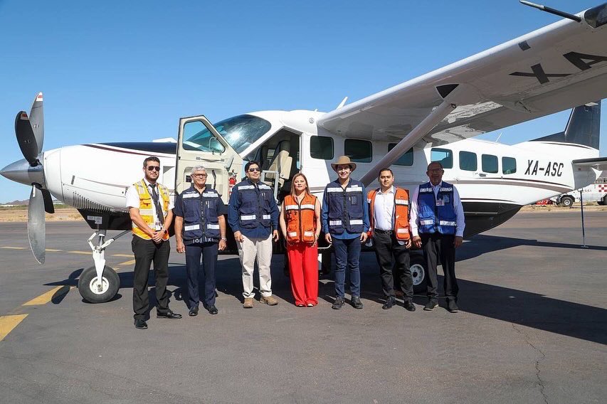AlfonsoDurazo's tweet photo. Una vez más comprobamos que Sonora es un destino extraordinario para visitar.

Inauguramos el vuelo entre Guaymas y Loreto con la empresa Aéreo Servicios Guerrero. Esta nueva ruta fortalece al sector turístico y extiende oportunidades para la atracción de viajeros. https://t.co/60NIMqIFeb