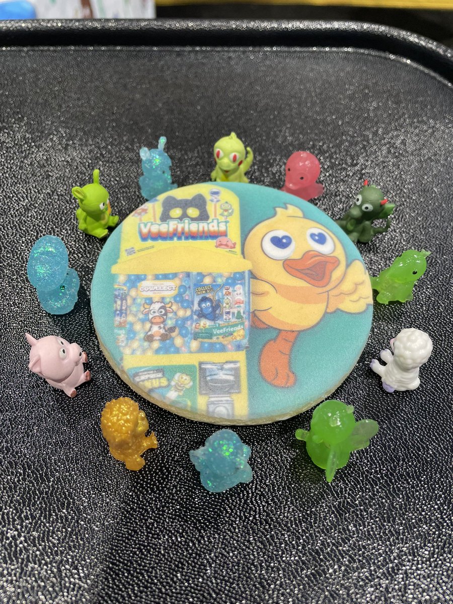 CHunterVF's tweet photo. Don’t let Bad Intentions take a bite out of your patience!
Enjoying the @WeRRestaurants ! Be sure to stop by booth #7377 to get these incredible minis in your establishment today! https://t.co/pxgHTlG2jt