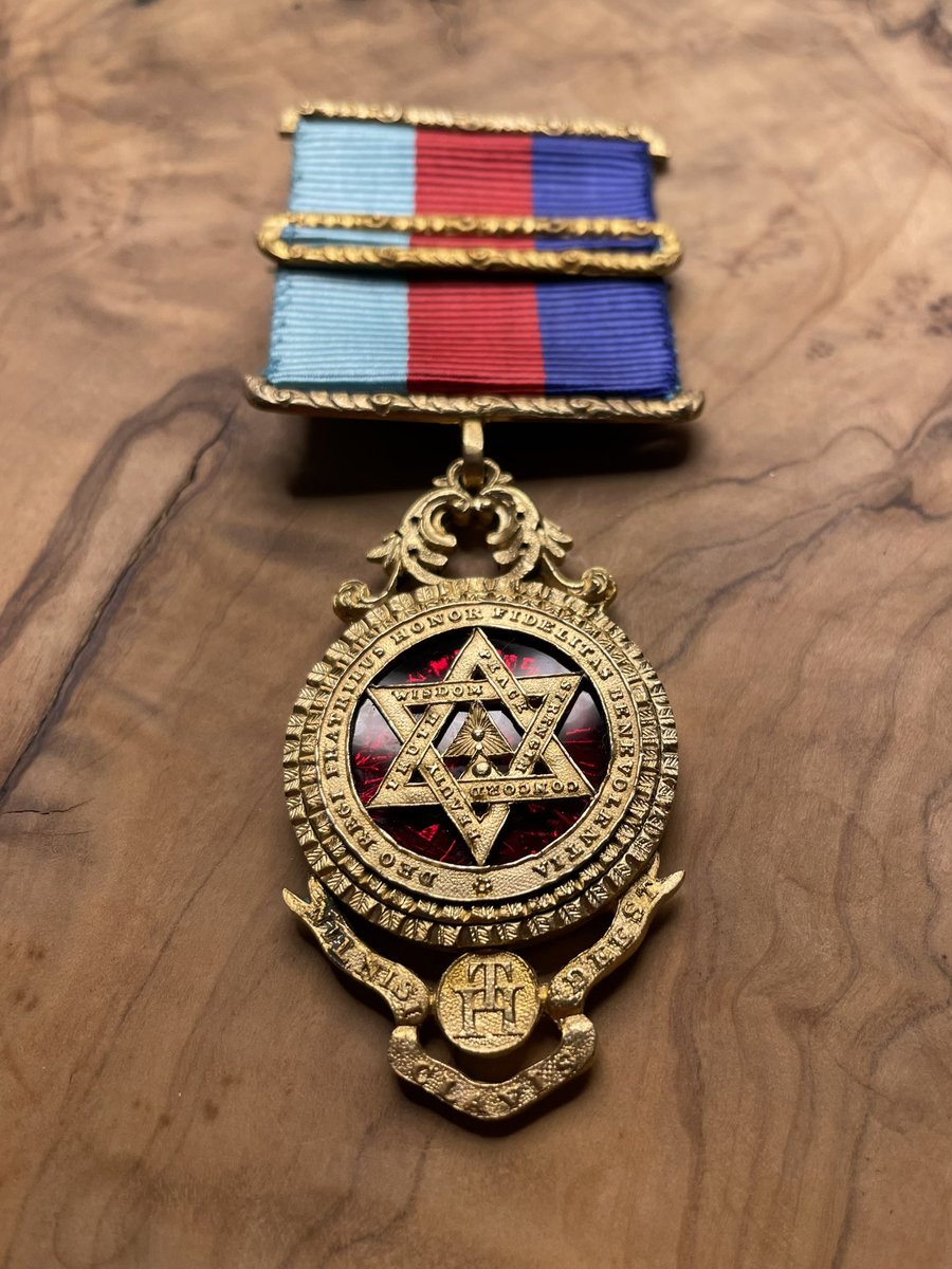 Masonic Jewels tweet media