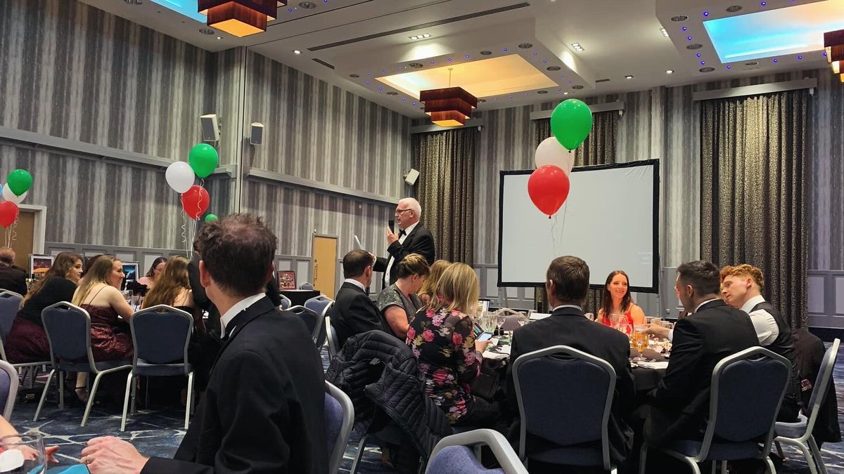 The entire team @medservewales would like to highlight our gratitude to all those that attended and supported our 30th Anniversary Dinner Dance yesterday. Our #VolunteerMedics are entirely reliant on your generosity to continue their work of providing #EnhancedCare.