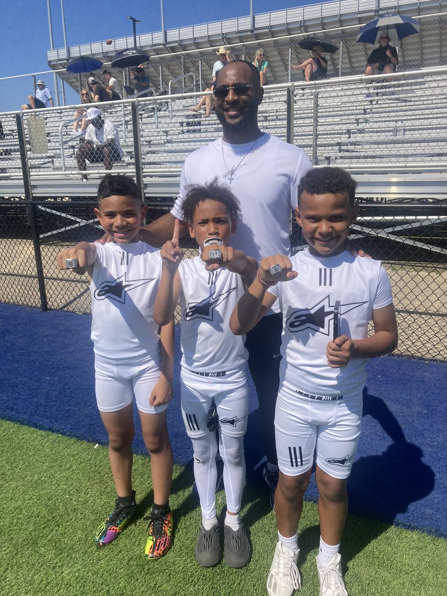 S/0 to my sons team West Texas alphas we went to Fort Worth an won a 7on7 tournament. A group of 9yr olds won the 6th grade division. These boys special.