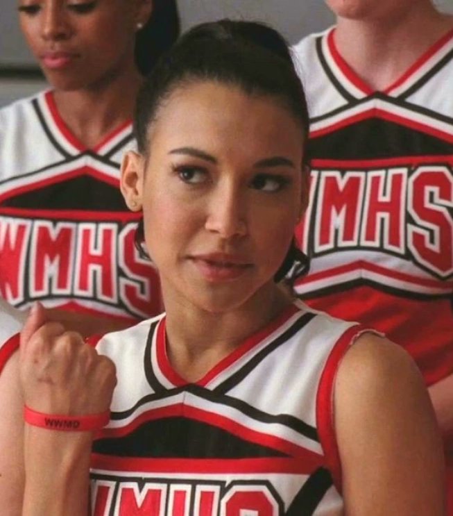 lovesnayarivera's tweet photo. 15 years ago of this character who changed the lives of thousands of people. Thank you Naya for giving us the one and only Santana Lopez ❤❤ https://t.co/dq62GlZe9H