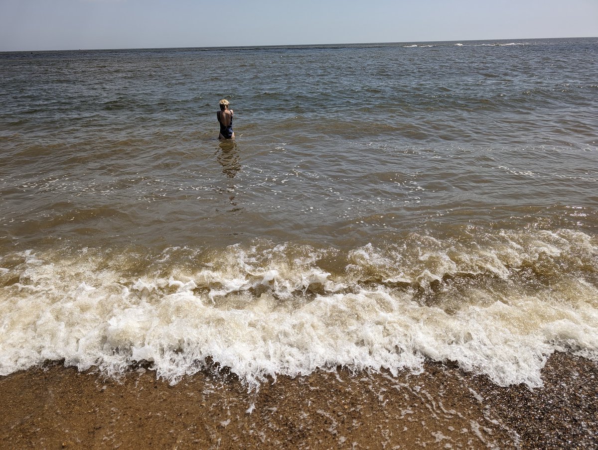 First North Sea swim of the year @Felixstowe_news 🏊‍♂️; Summer finally here 🌞😍🥰🌞