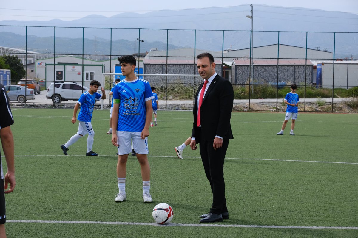 Defne Belediyesi Spor İşleri Müdürlüğü tarafından organize edilen, 19 Mayıs Gençlik ve Spor Futbol Turnuvasının final karşılaşmasında katılım gösterdik. Final karşılaşmasında Hatay Kıvılcım Spor ile Yeniçağ Spor karşı karşıya geldi.