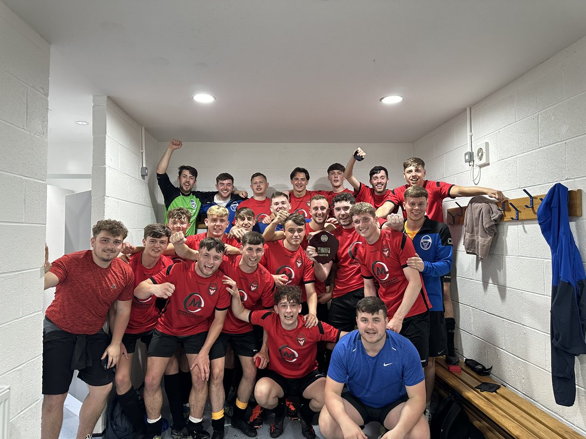 JUNIOR CUP FINAL 🏆 

Kelma 8-0 Clipper Vets 

Champions of the junior cup, well done to all the lads didn’t stop running all game 👏🏻

MOM: <a href="/jack_brown2308/">Jack</a> 

Goals from:
<a href="/jack_brown2308/">Jack</a> ⚽️⚽️⚽️
<a href="/adclarke_/">Adam Clarke</a> ⚽️⚽️⚽️
<a href="/Joebaty_/">Joe Baty</a> ⚽️
Wilson ⚽️

Up the fucken Kelmaa 🔵⚫️